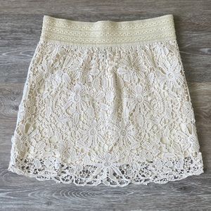 Forever 21 Lace mini skirt